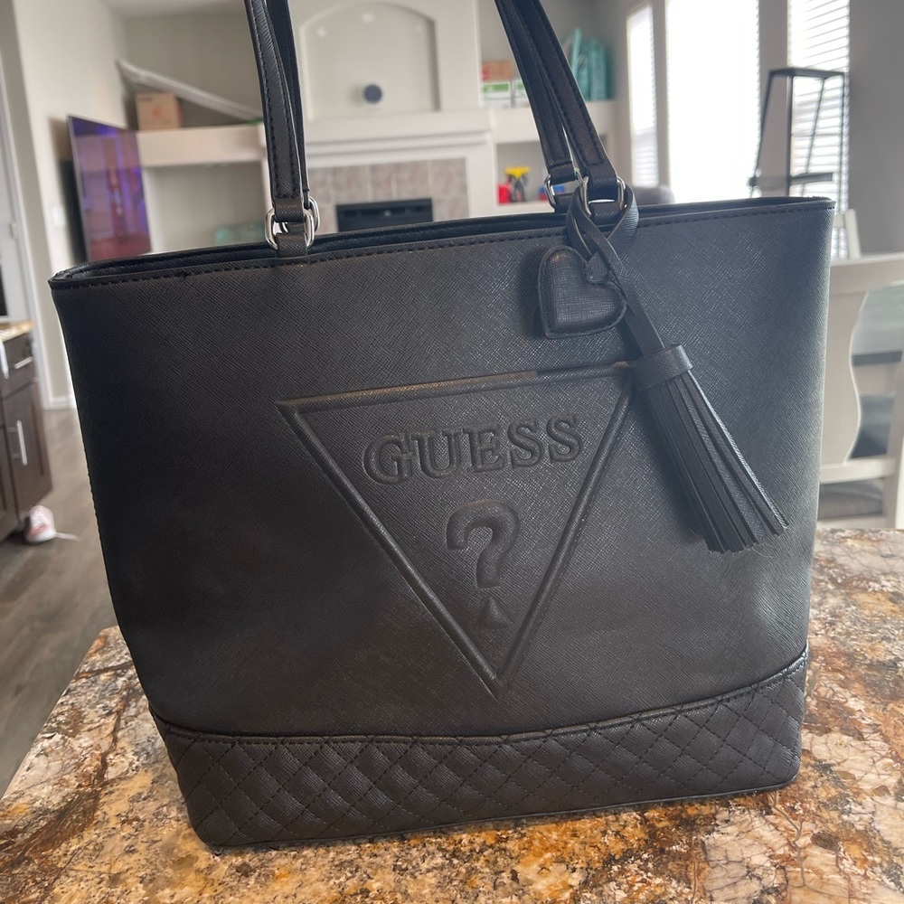 Guess black tote